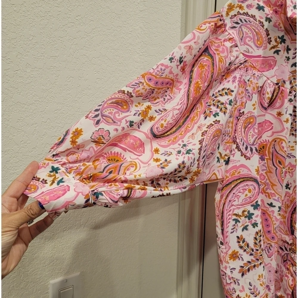 Umgee Pink Paisley Collared Button-Down Blouse Shirt Medium Lightweight - Picture 5 of 10
